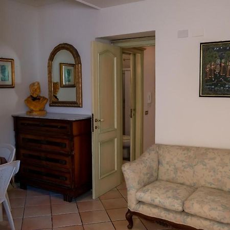 Suite Adorabile: Calasetta A 5 Min Dalla Spiaggia Exterior foto